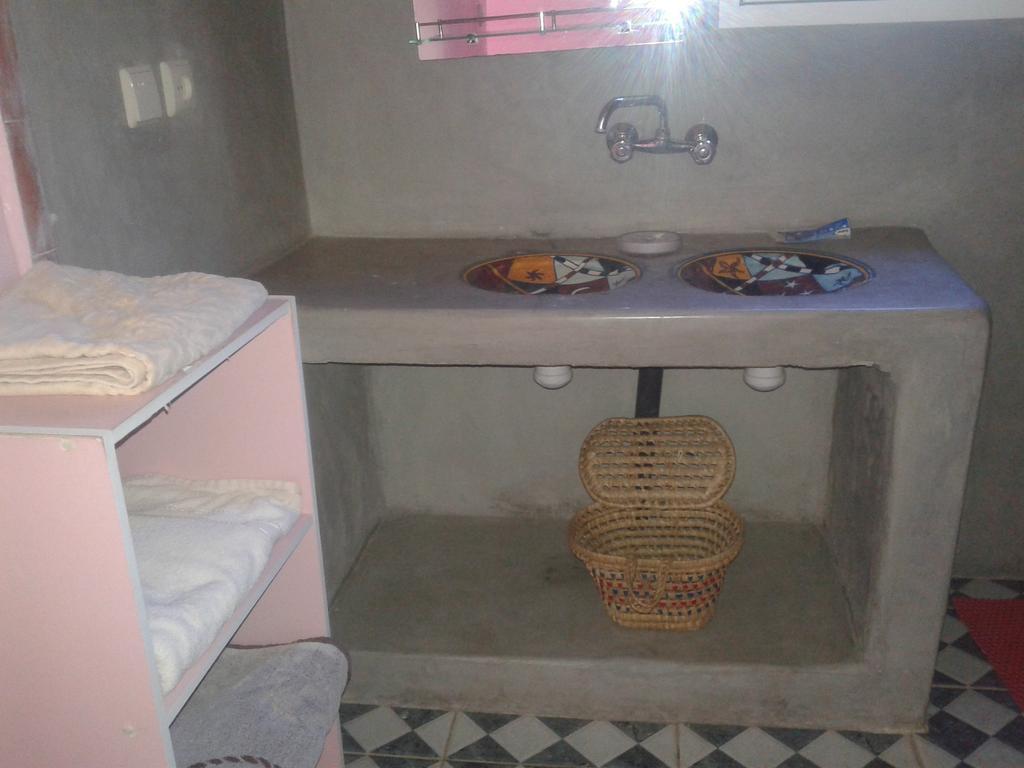 Auberge Le Jardin De La Source Ait Ben Ali Bilik gambar